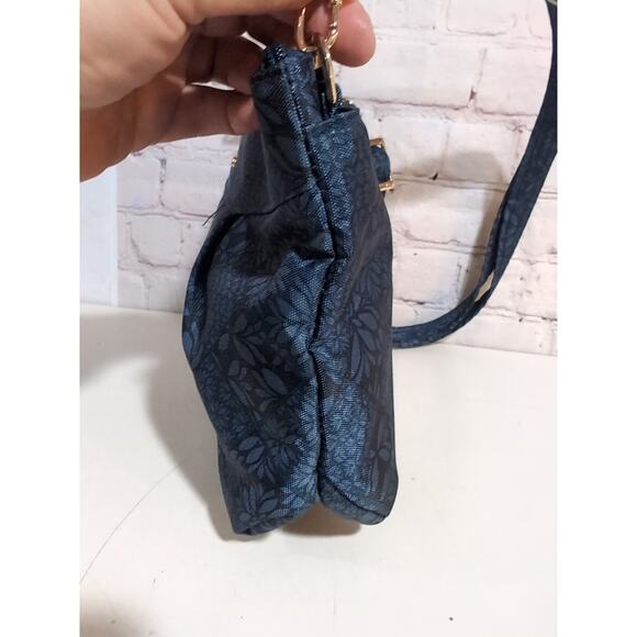 Travelon Anti-Theft Classic North South Crossbody Blue Floral Gold Hardware - Picture 4 of 14